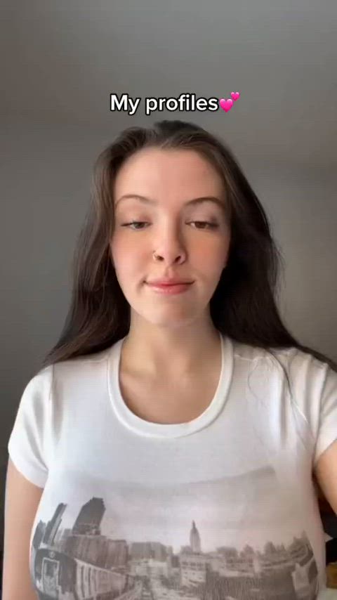 Who is this busty TikTok girl?