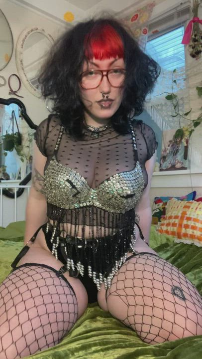 Alt Big Tits Bouncing Tits Emo Goth Jiggling OnlyFans Pierced TikTok Titty Drop gif