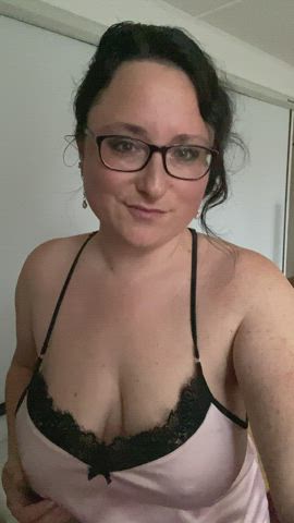 If you like 40 year old moms with fat butts I’m your fucking dreamgirl