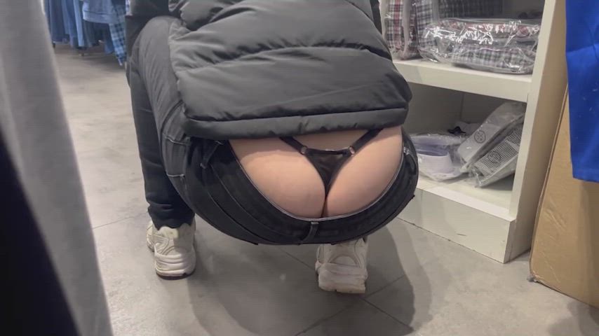 candid public thong gif