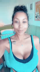 Ebony MILF Skinny gif