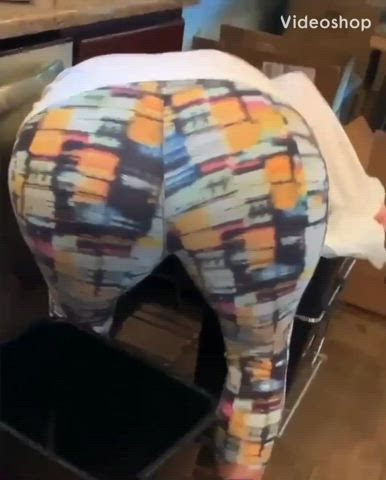 big ass booty bubble butt candid hotwife leggings milf wife gif