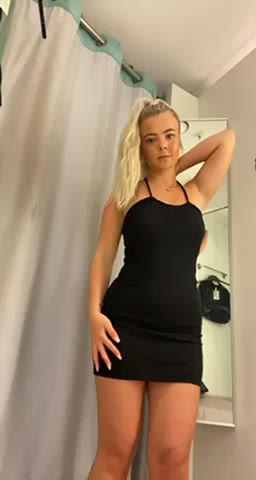 18 years old ass blonde changing room exposed teen thong gif