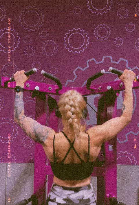 muscles muscular girl stephanie strong gif