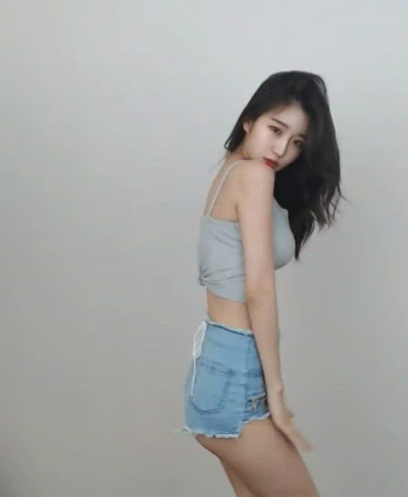 Ass Dancing Korean gif