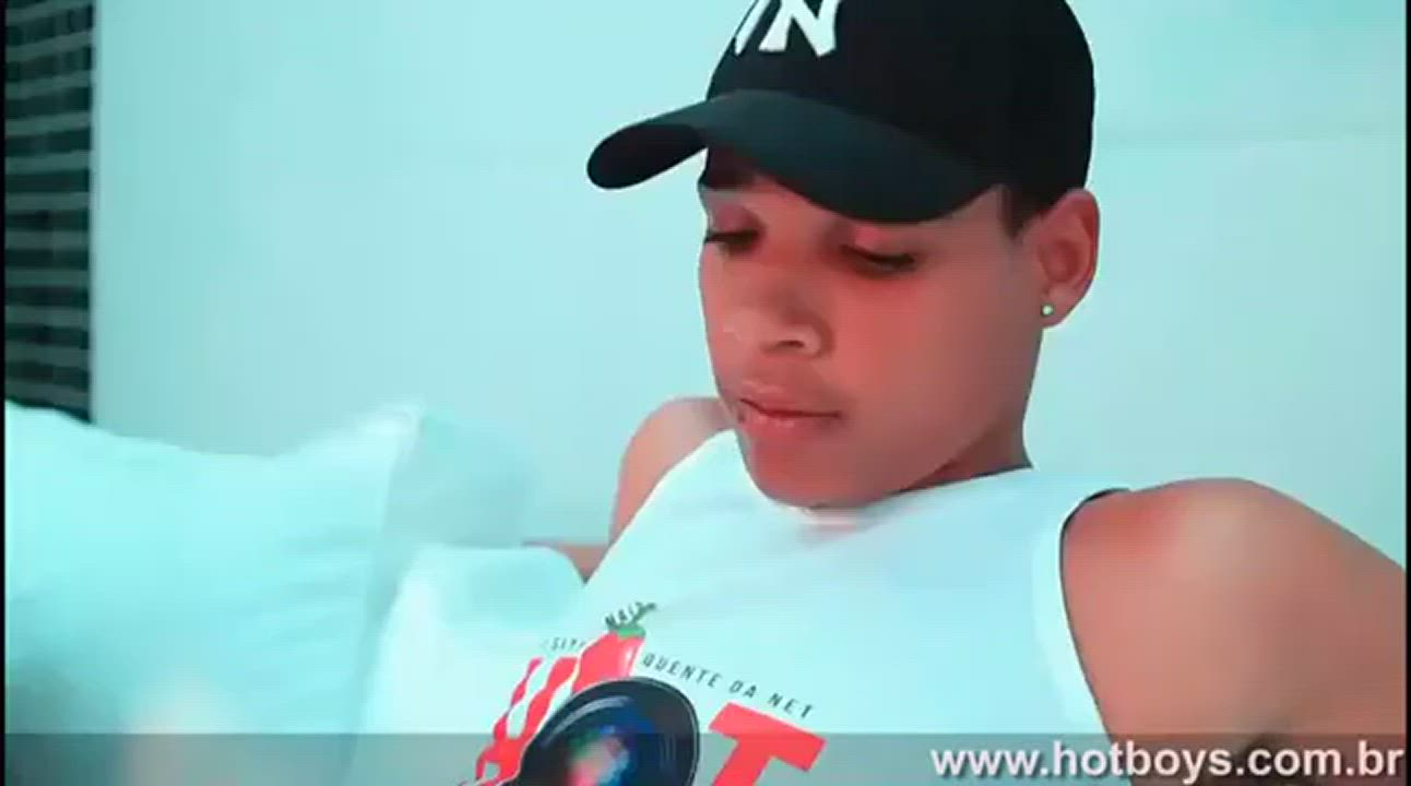 Brazilian Erick Dotadão Pornstar gif