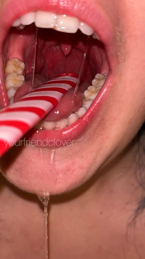 Close up on my watery little throat