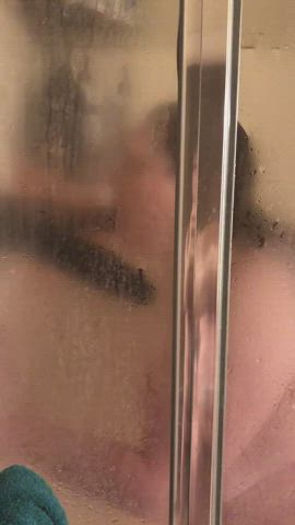 MILF Shower Dildo Blowbang