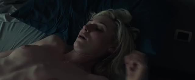 Elizabeth Debicki getting eaten and fucked