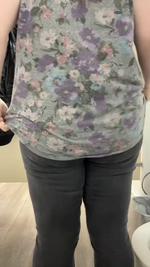 hotwife showing off from the work bathroom in the SE corner of Iowa (F4M/MF)