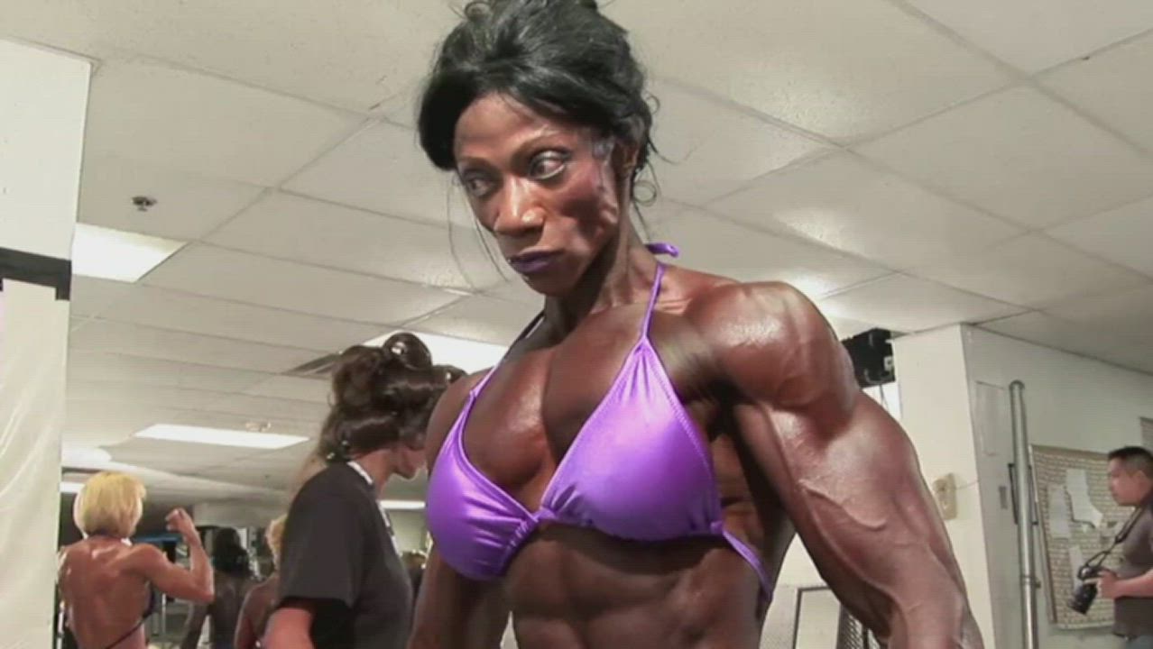 Bodybuilder Muscular Girl Muscular Milf gif