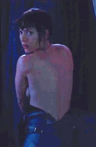 bareback scarlett johansson sexy gif