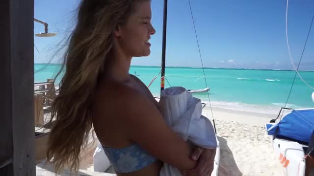 Nina agdal butt