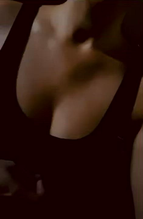 Boobs Bouncing Tits Natural Tits gif