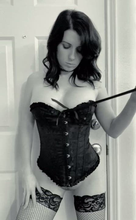 Do y’all like my corset?