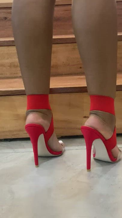 High Heels Shoes Toes gif