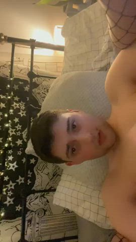 25 slutty boi needs a daddy