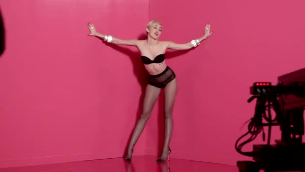 Blonde High Heels Miley Cyrus gif