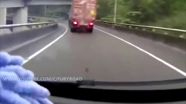 TRUCK CRASH COMPILATION #7 | SEMI TRUCKS DRIVING FAILS and ACCIDENTS