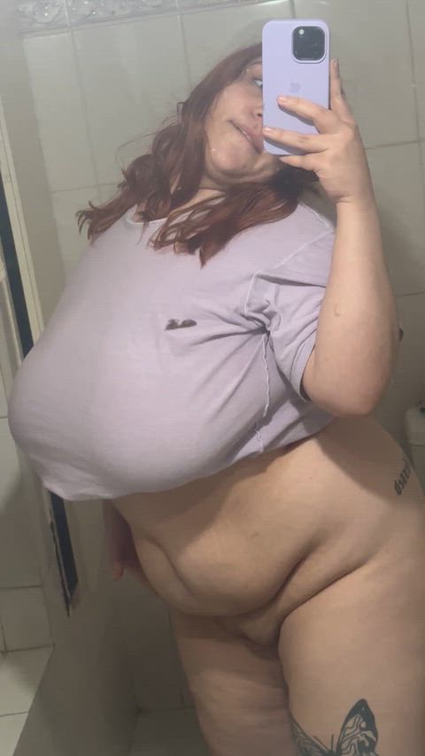 just a thick baby girl with wet fupa 