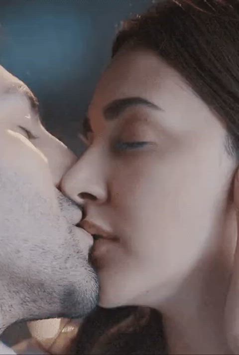 Kiara Advani kissing