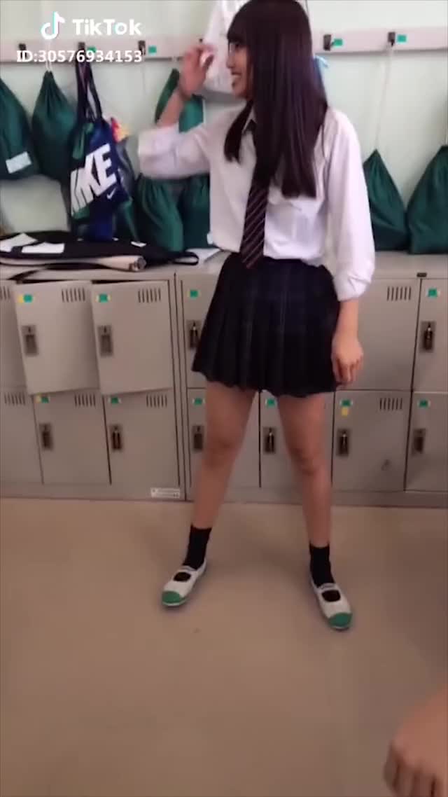 【Tik Tok】女子高生?制服?かわいすぎ！?縦長動画?20個