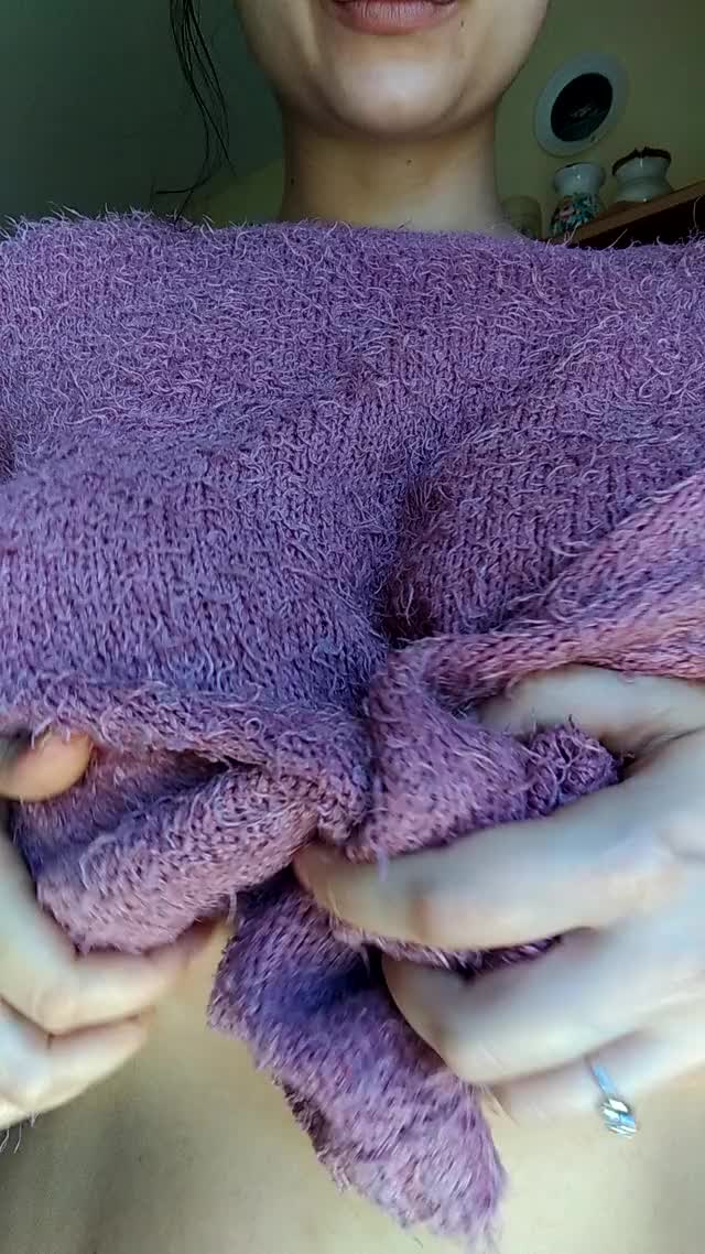 Sweater Drop