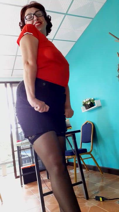 Hairy Pussy MILF Office Pussy Secretary Upskirt gif