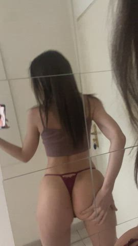 Any older boys fancy a latina ass?