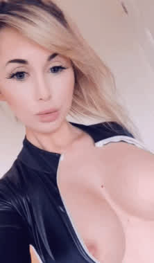 Big Tits Blonde Cam Cute Selfie Solo gif