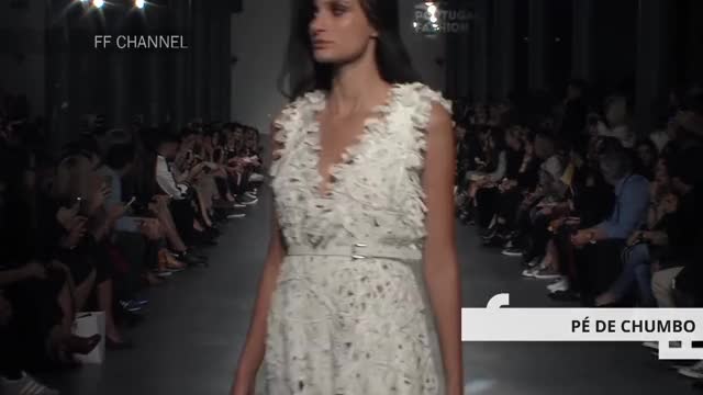 Pé de Chumbo | Spring Summer 2018 Full Fashion Show | Exclusive