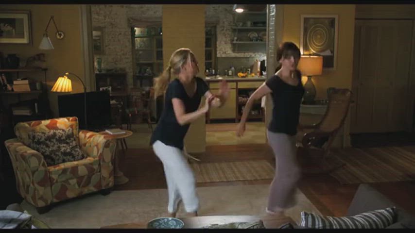 celebrity dancing kate hudson gif