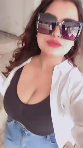 Cleavage Desi Hotwife Indian Tits gif