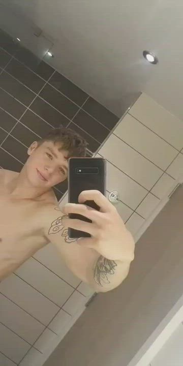 [M24] UK Twink. Message me or check me out😉