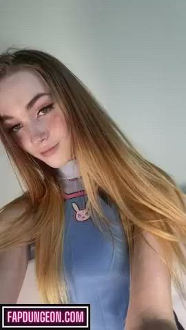 Tiktok Teen Showing Her Pussy