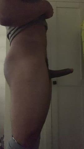 I’m 6ft 4 and my cock is supposedly large but I feel like my huge hands make me