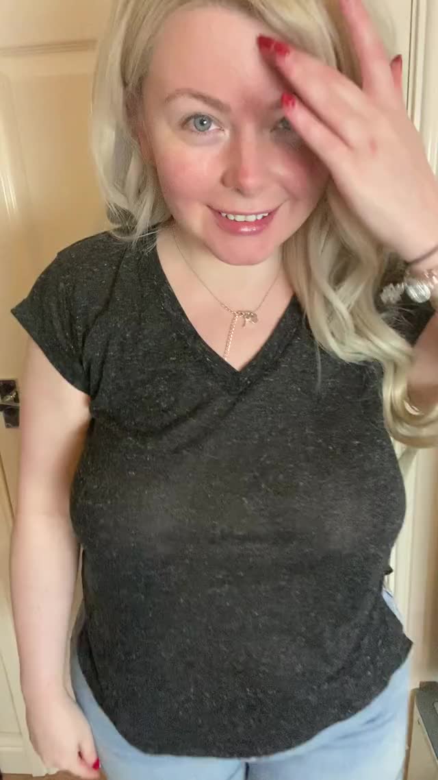 No make up titty drop ? (oc)