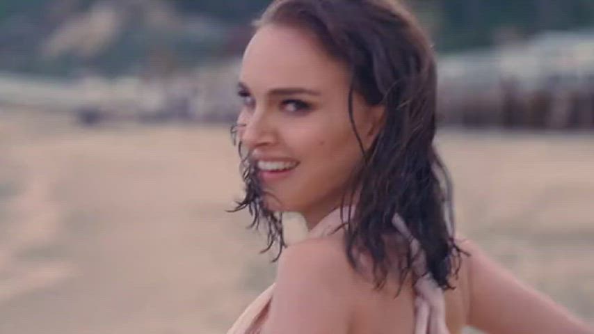 Natalie portman, wet and Wild