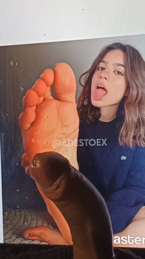 18 years old big dick cum cum on feet feet jerk off pov small dick tease tribute