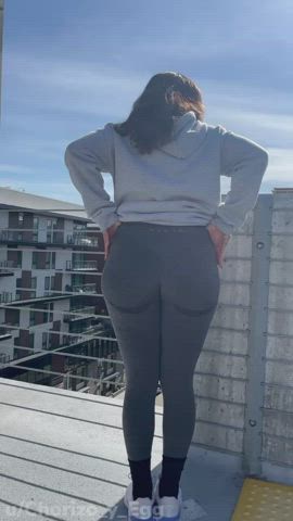 Come fuck me with a view