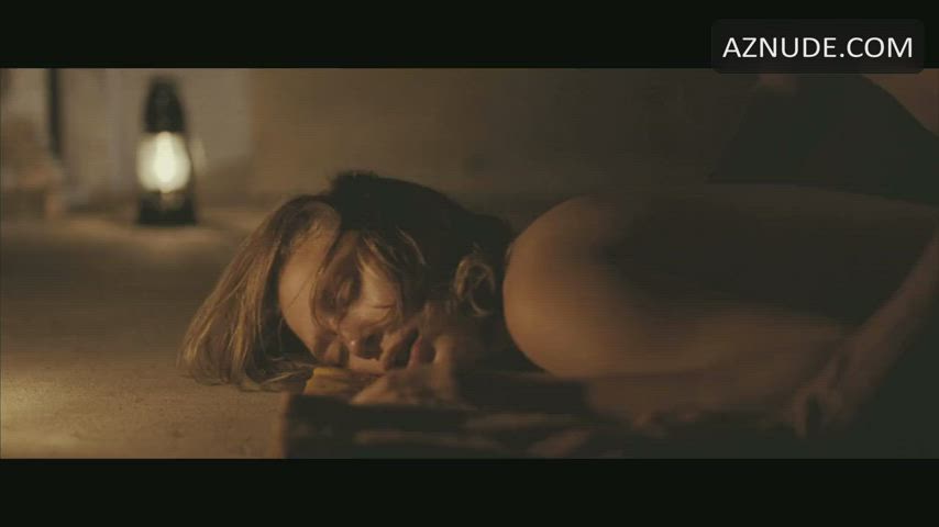 Elizabeth Olsen Sex Scene in Martha Marcy May Marlene