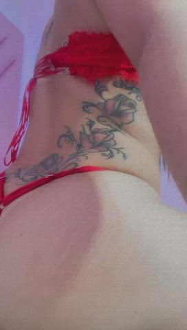 big ass bouncing camgirl curvy latina lingerie tattoo webcam white girl gif
