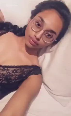 Amateur Big Tits Close Up Cute Indian MILF Masturbating Public Pussy gif