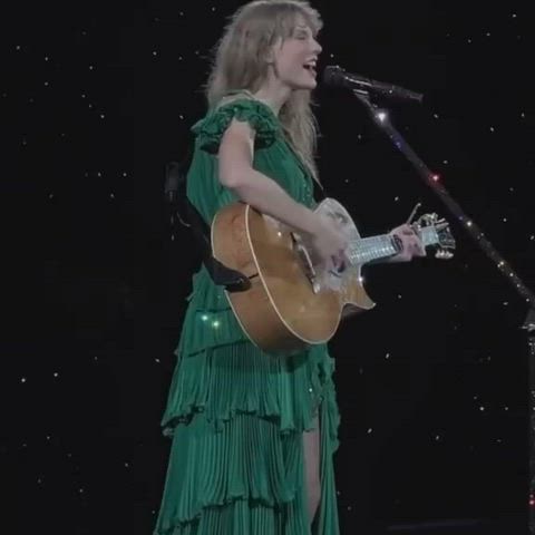 sexy sexy voice taylor swift gif