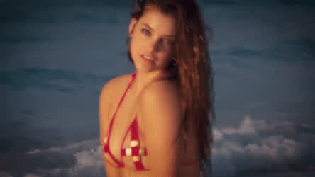 Barbara Palvin Model gif