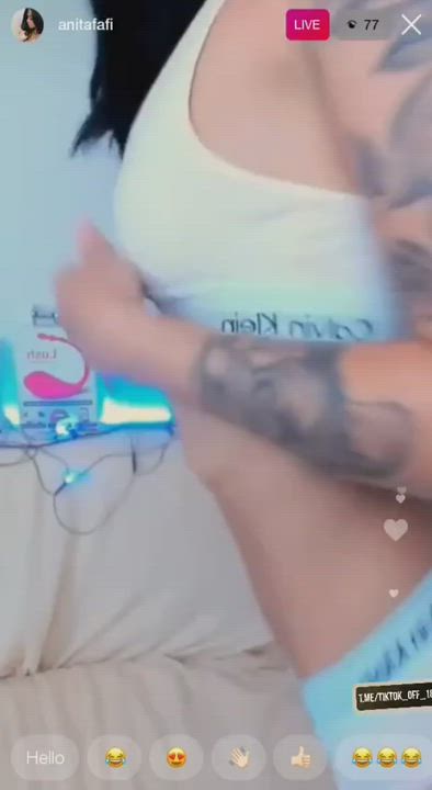 TikTok gif