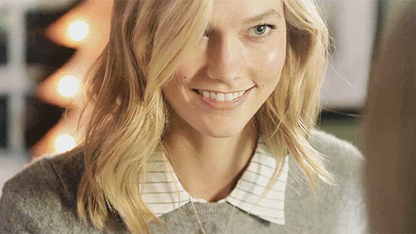 karlie kloss model reaction gif