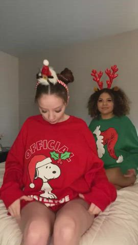 60fps big tits boobs christmas natural tits tits gif