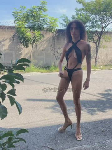 Lucky Brazilian Cyclist (Public Transex)