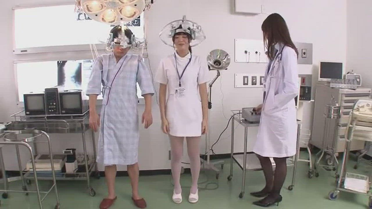 Man transfers his consciousness to two nurses...